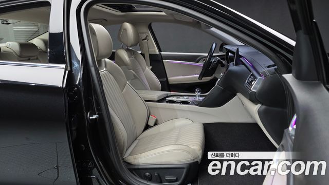 Genesis G70 2018 — photo 11