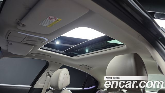 Genesis G70 2018 — photo 16