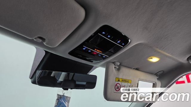 Hyundai Santafe 2024 — photo 25