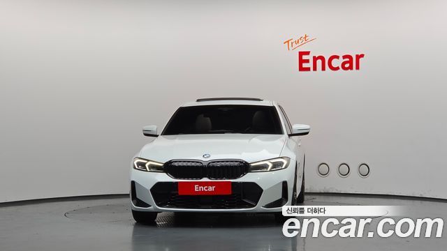 BMW 3-Series 2023 — photo 3