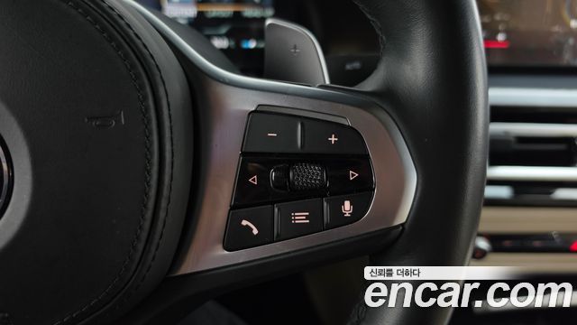 BMW 3-Series 2023 — photo 23