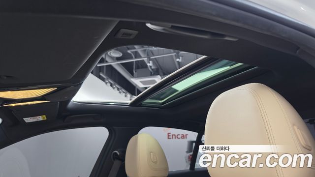 BMW 3-Series 2023 — photo 24