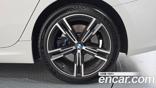 BMW 3-Series 2023 — photo 7