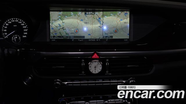 Genesis EQ900 2016 — photo 12