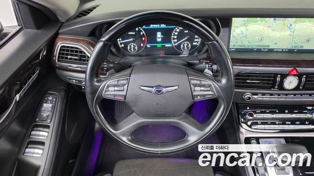 Genesis EQ900 2016 — photo 14