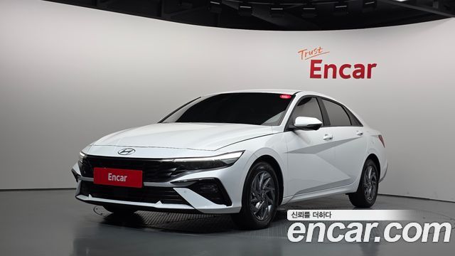 Hyundai AVANTE 2024 — photo 1