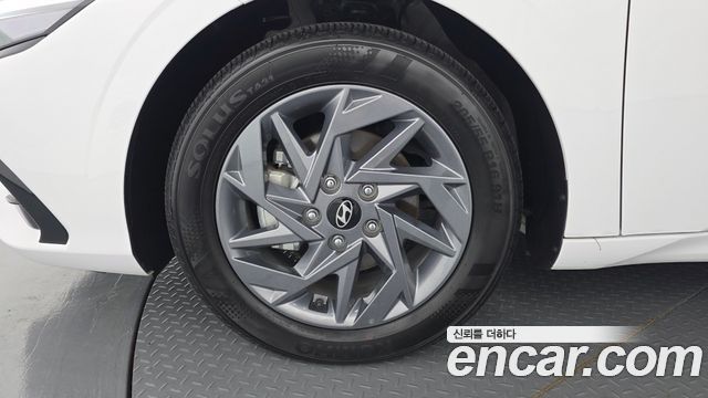 Hyundai AVANTE 2024 — photo 5