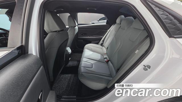 Hyundai AVANTE 2024 — photo 18