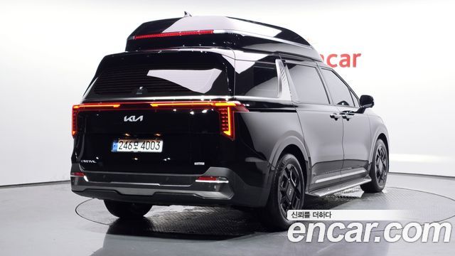 Kia Canival 2025 — photo 2
