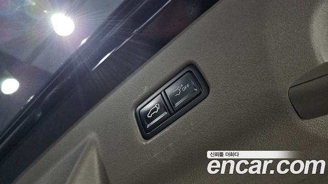 Kia Canival 2025 — photo 25
