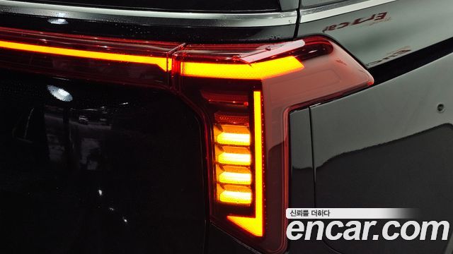 Kia Canival 2025 — photo 9