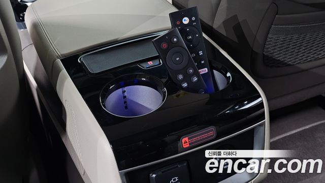 Kia Canival 2025 — photo 32