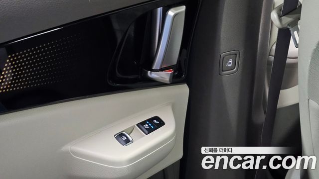Kia Canival 2025 — photo 35