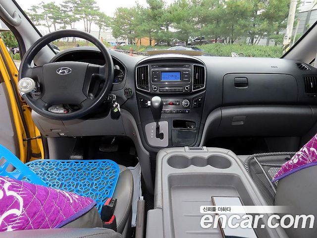 Hyundai Starex 2019 — photo 8