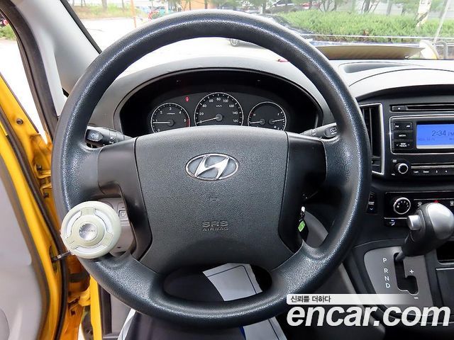 Hyundai Starex 2019 — photo 9