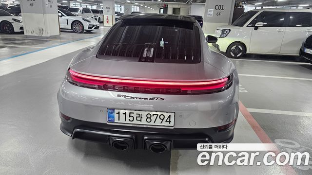Porsche 911 2025 — photo 3
