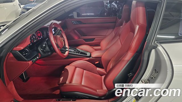 Porsche 911 2025 — photo 7