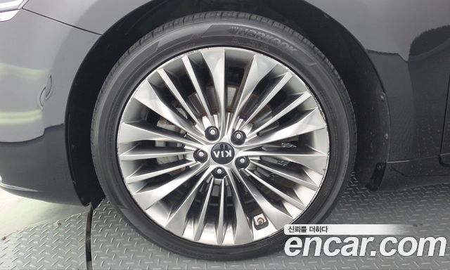 Kia K7 2018 — photo 5