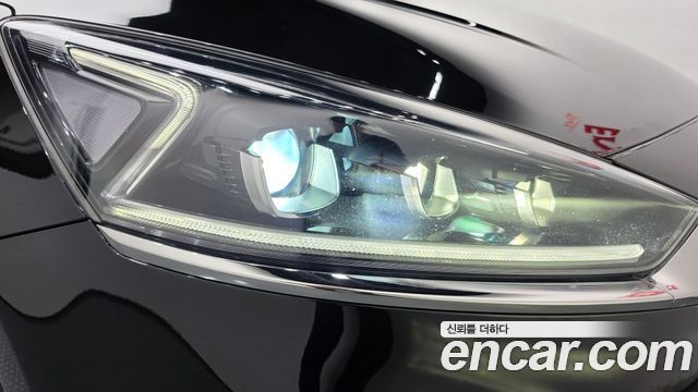 Kia K7 2018 — photo 8