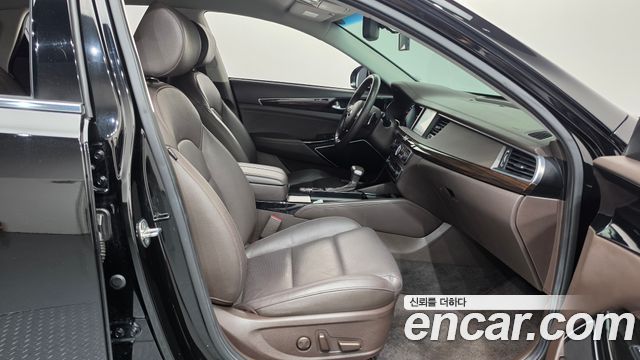 Kia K7 2018 — photo 16