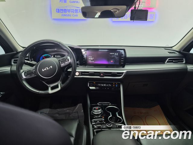 Kia K5 2022 — photo 9