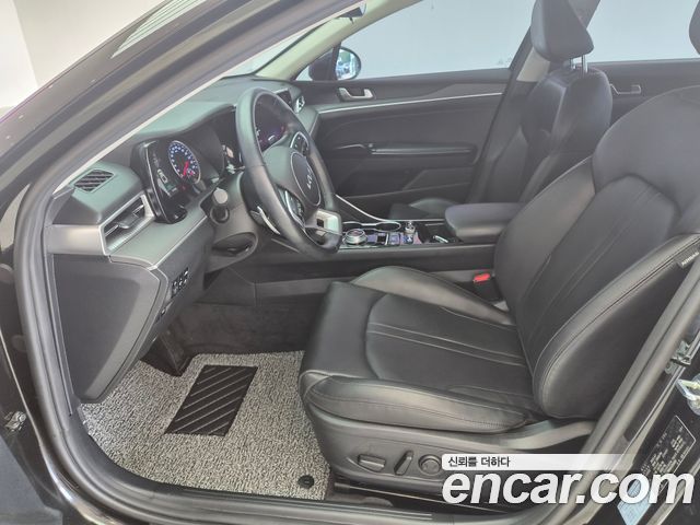 Kia K5 2022 — photo 10