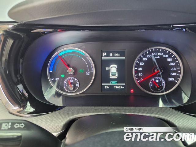 Kia K5 2022 — photo 13