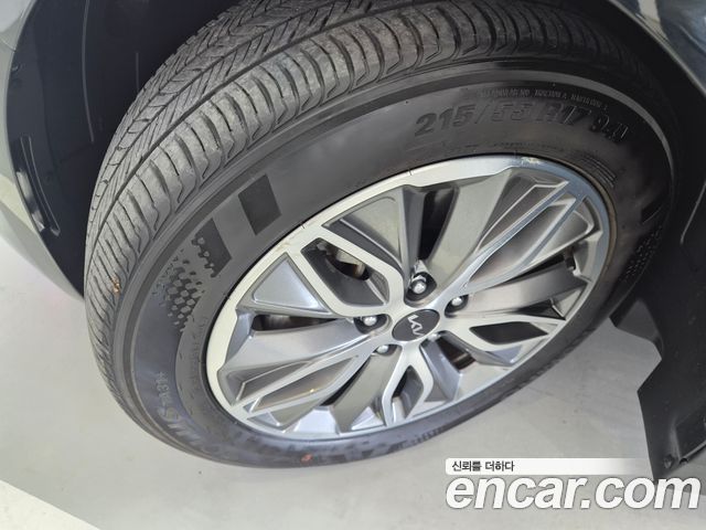 Kia K5 2022 — photo 19