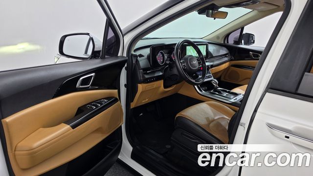 Kia Canival 2023 — photo 13