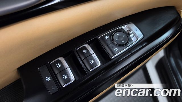 Kia Canival 2023 — photo 29