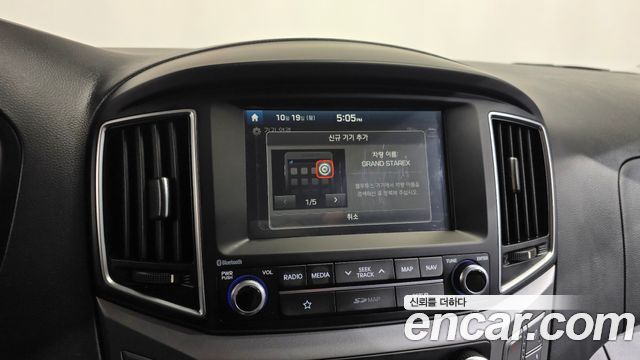 Hyundai Starex 2018 — photo 21