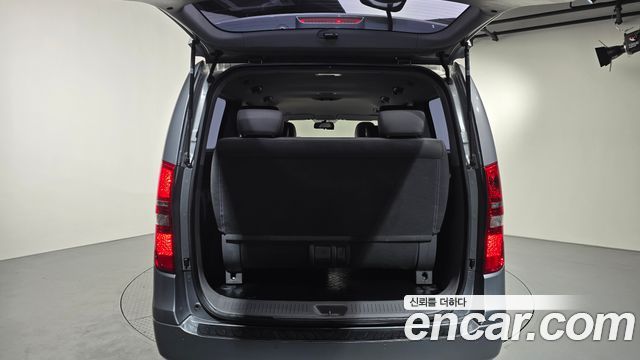 Hyundai Starex 2018 — photo 25