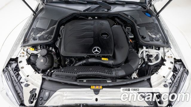 Mercedes-Benz C-Class 2023 — photo 6