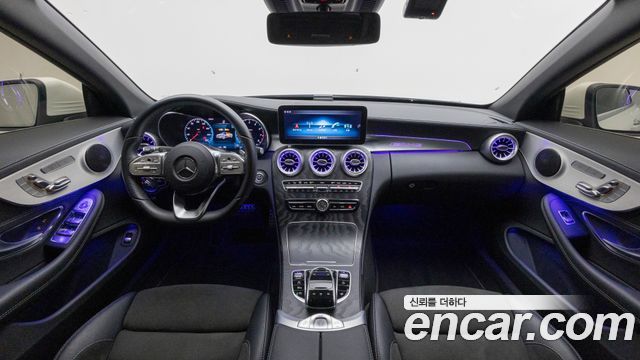 Mercedes-Benz C-Class 2023 — photo 7