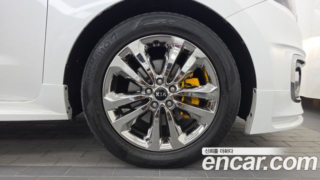 Kia Canival 2016 — photo 7