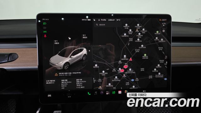 Tesla Model Y 2022 — photo 18