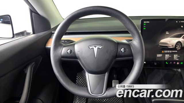 Tesla Model Y 2022 — photo 19