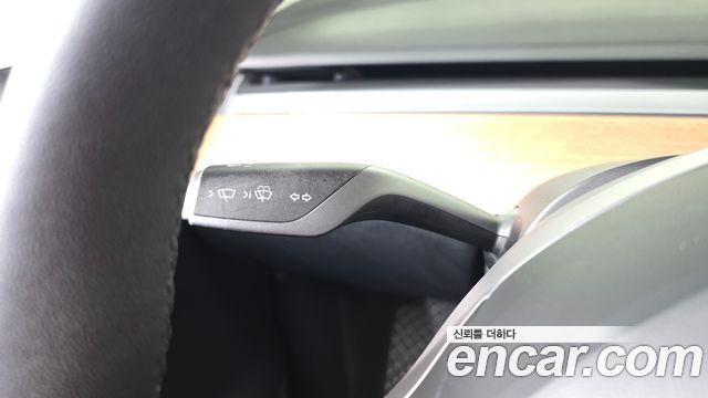 Tesla Model Y 2022 — photo 26