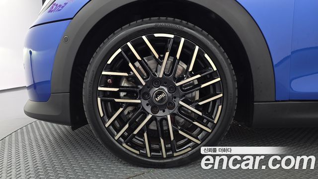 Mini Cooper 2025 — photo 5