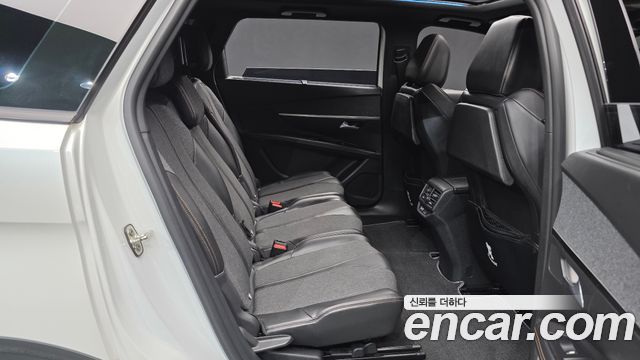 Peugeot 5008 2019 — photo 12