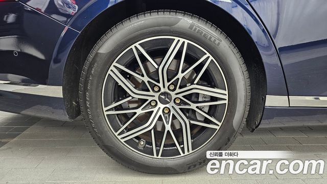 Genesis G90 2023 — photo 5