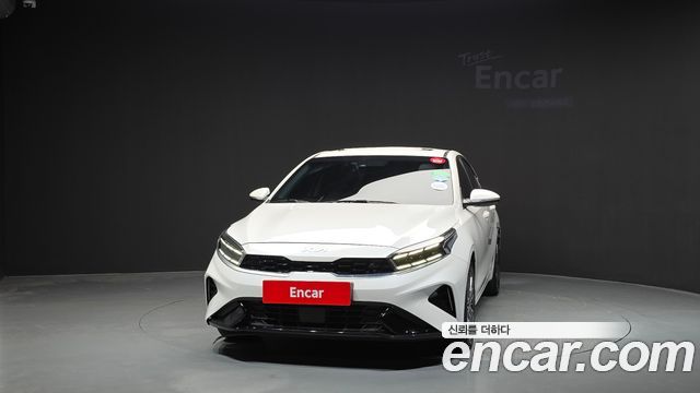 Kia K3 2023 — photo 3