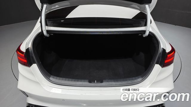 Kia K3 2023 — photo 20