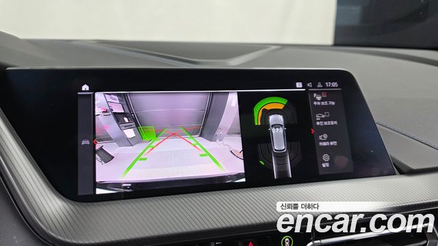 BMW 1-Series 2023 — photo 20