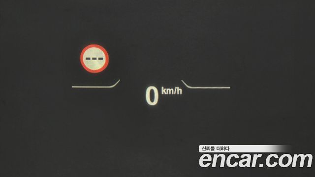 BMW 1-Series 2023 — photo 25