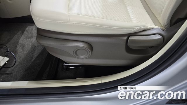 Hyundai Casper 2025 — photo 30