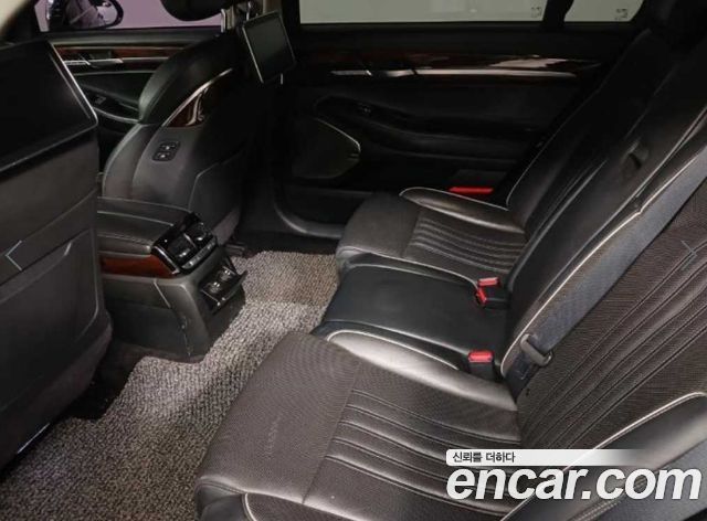 Genesis EQ900 2016 — photo 8