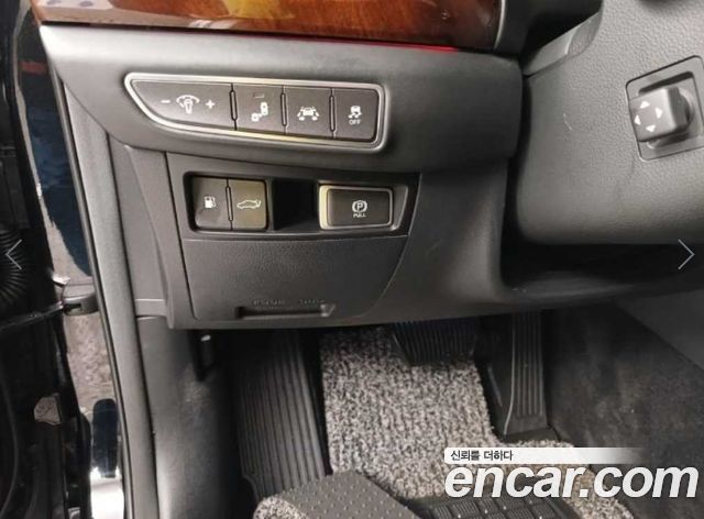 Genesis EQ900 2016 — photo 12