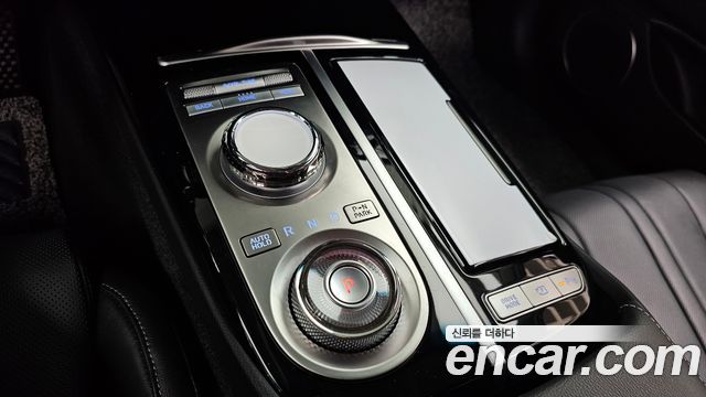 Genesis G80 2023 — photo 12