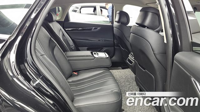 Genesis G80 2023 — photo 18